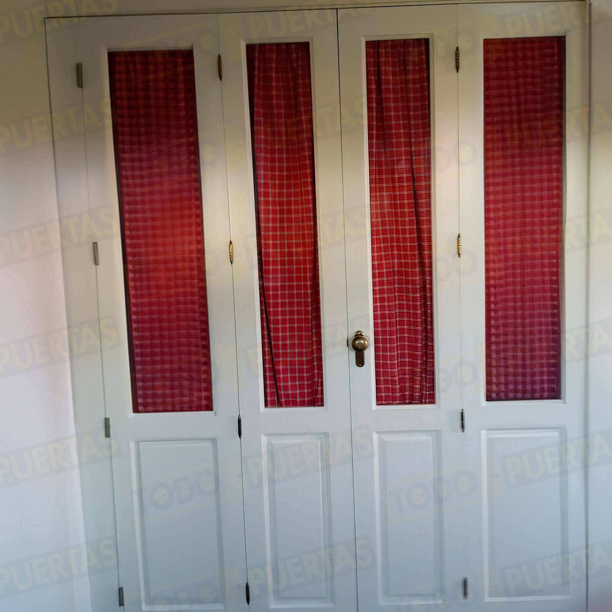 Foto Herrajes Armarios cliente 3