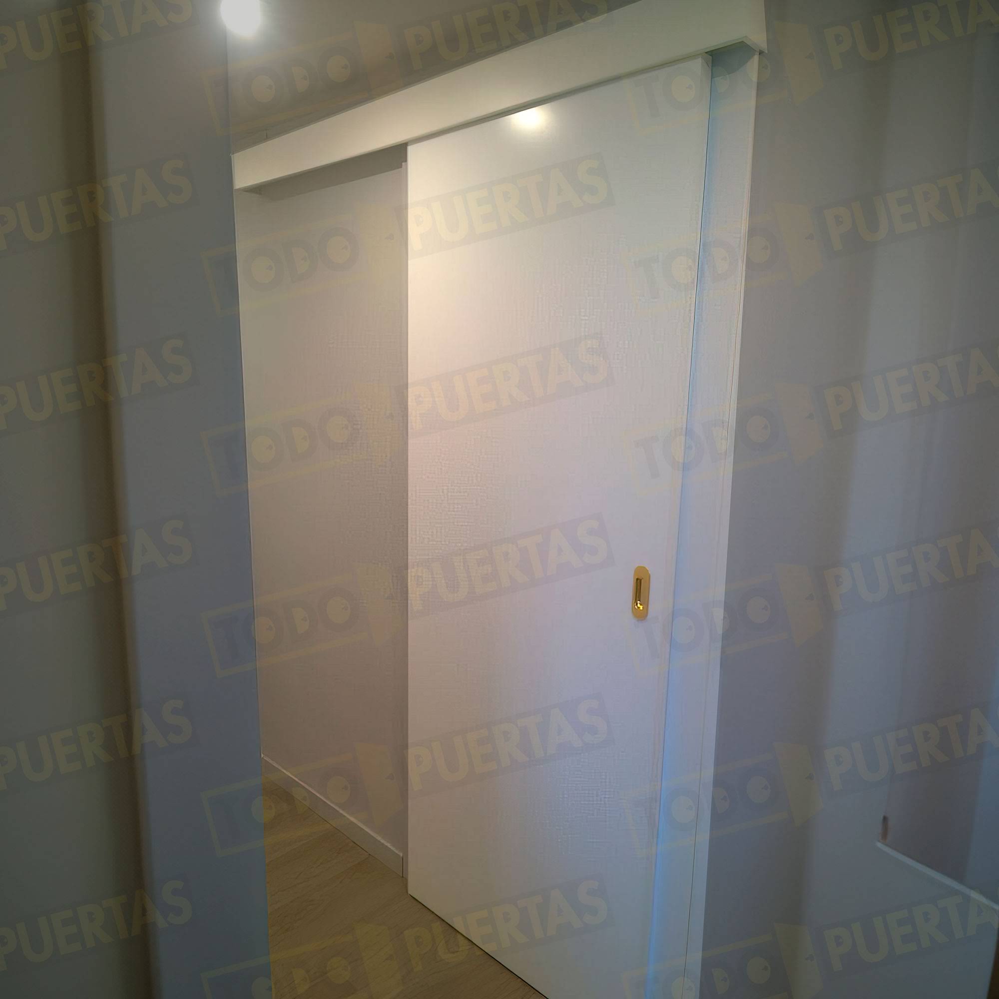 Foto Herrajes Puertas Entrada Serie Rústica cliente 9
