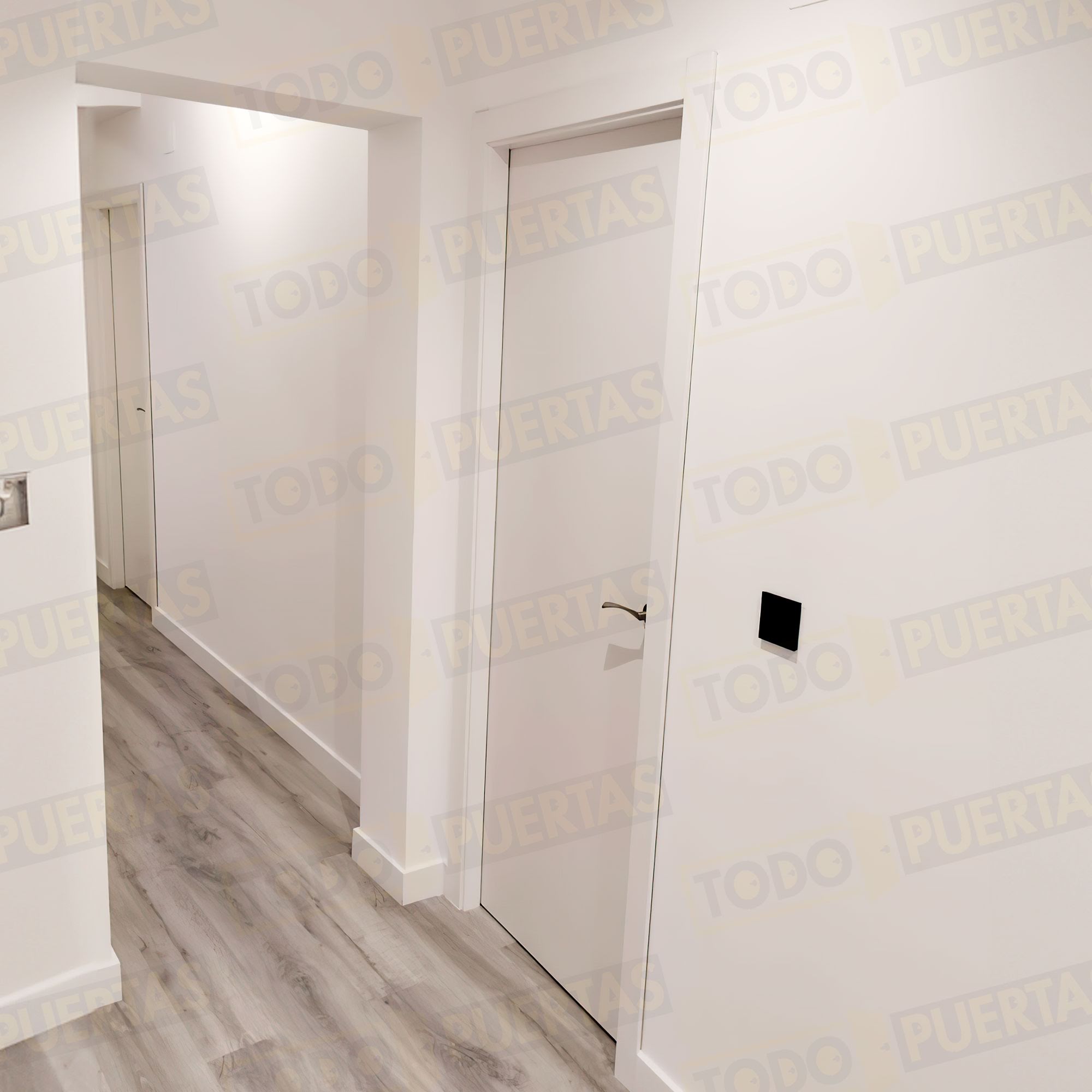 Foto Puertas Lacadas Blancas con Vidrieras cliente 8