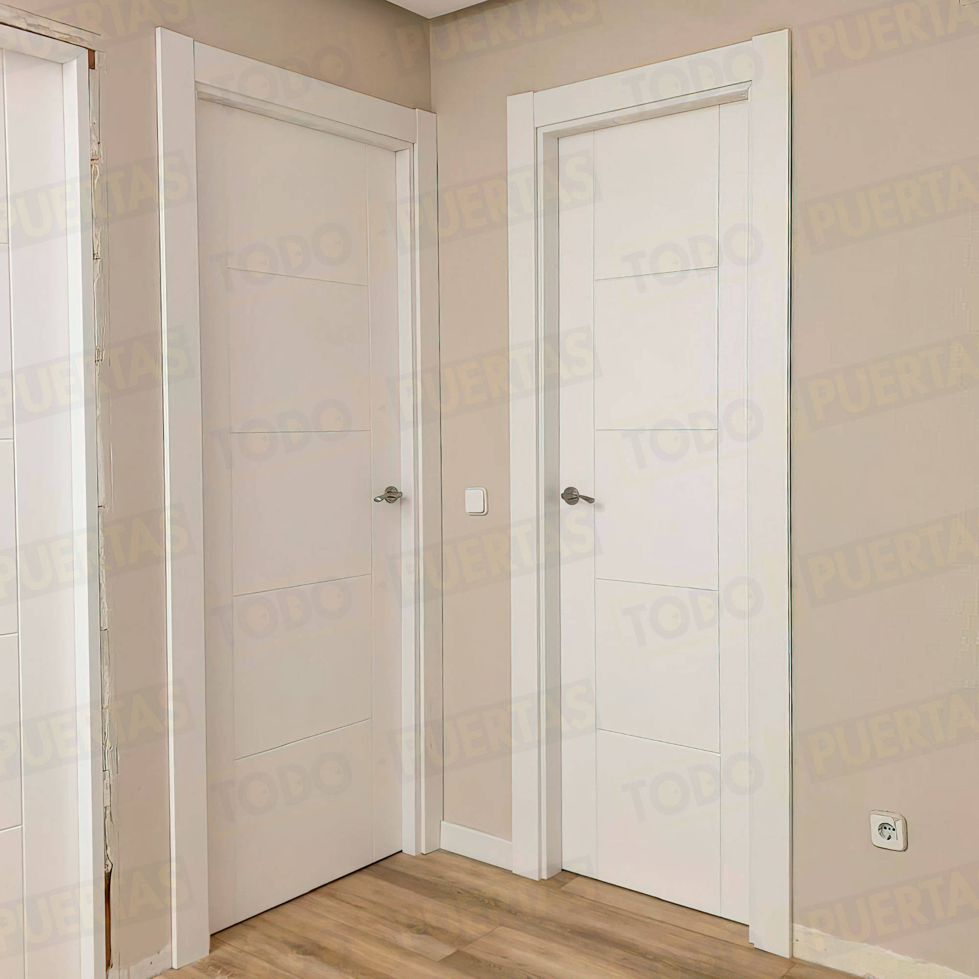 Foto Puertas Lacadas Blancas con Vidrieras cliente 6